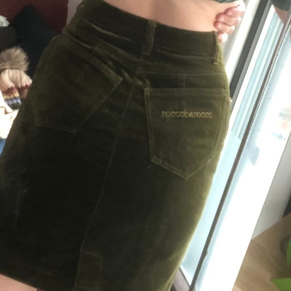 Green Velvet High-Waisted Skirt Italian - Picture 7 of 7